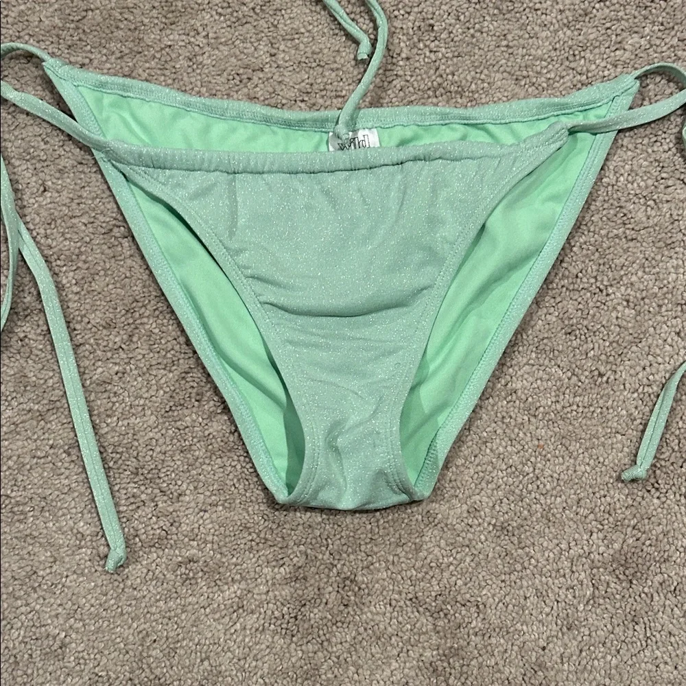 Wild Fable Mint Green Bikini Set - medium size for both - Picture 3 of 14